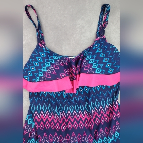 KIAN D  One-piece Colorful Women's Swimsuit Size 4XL - Picture 2 of 9
